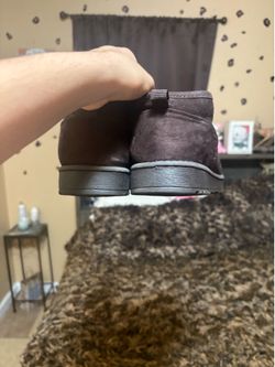 Brown Uggs 6 1/2 women
