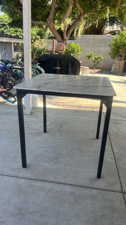 Brand knew table