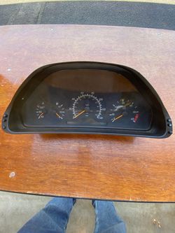 1996 to 2001 Mercedes Benz E class instrument cluster