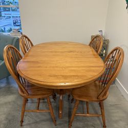 Oak Dining Table & 4 Chairs