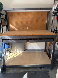 Metal work bench