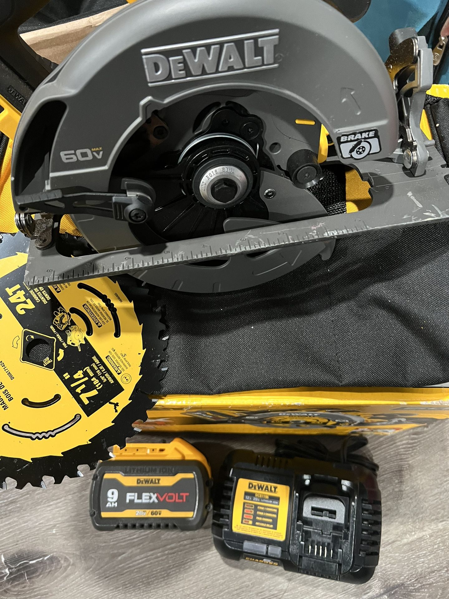 Dewalt 60v Circular Saw Kit for Sale in San Antonio, TX OfferUp