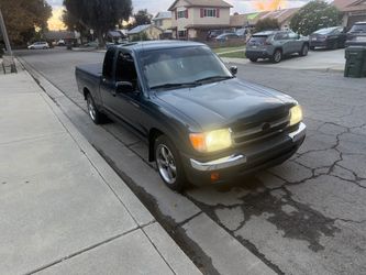 Toyota Tacoma