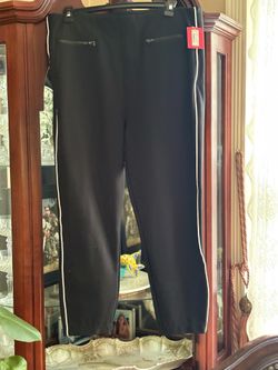 Spanx 1X petite- upscale leggings/slacks with white side piping
