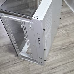 Thermaltake Core P3 Pro Snow E-ATX Tempered Glass Mid Tower Gaming Computer Chassis, Open Frame Panoramic