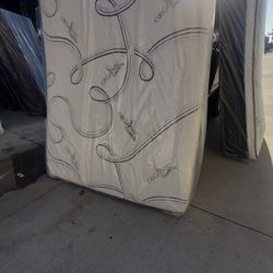 Queen Mattress Memory Foam