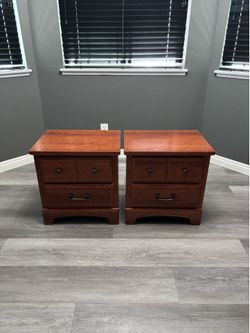2 Drawers Nightstand