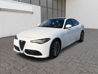 2022 Alfa Romeo Giulia