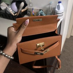2 Purses Bundle (Kurt Geiger + Brown Crossbody)