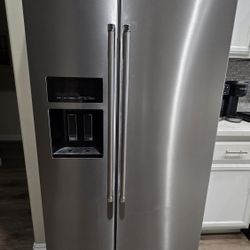 Kitchen Aide Refrigerator 