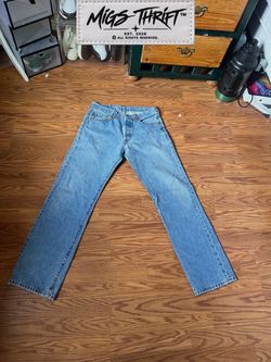 Levi's Light Wash Straight Leg Jeans