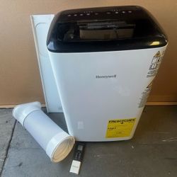 Honeywell 13000 BTU Portable Air Conditioner