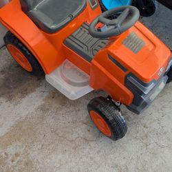 Mow And Go 6 Volt Kids Car