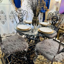 Dining table set