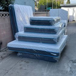 Queen Size Memory Foam Mattress 12"       Brand new Mattress.      Same day delivery