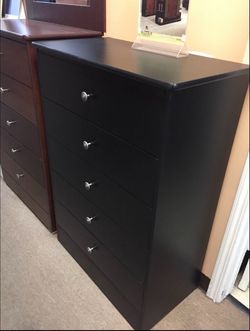 Five drawers dresser