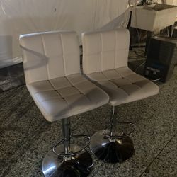 Nice and fancy Adjustable Bar/Counter Stools