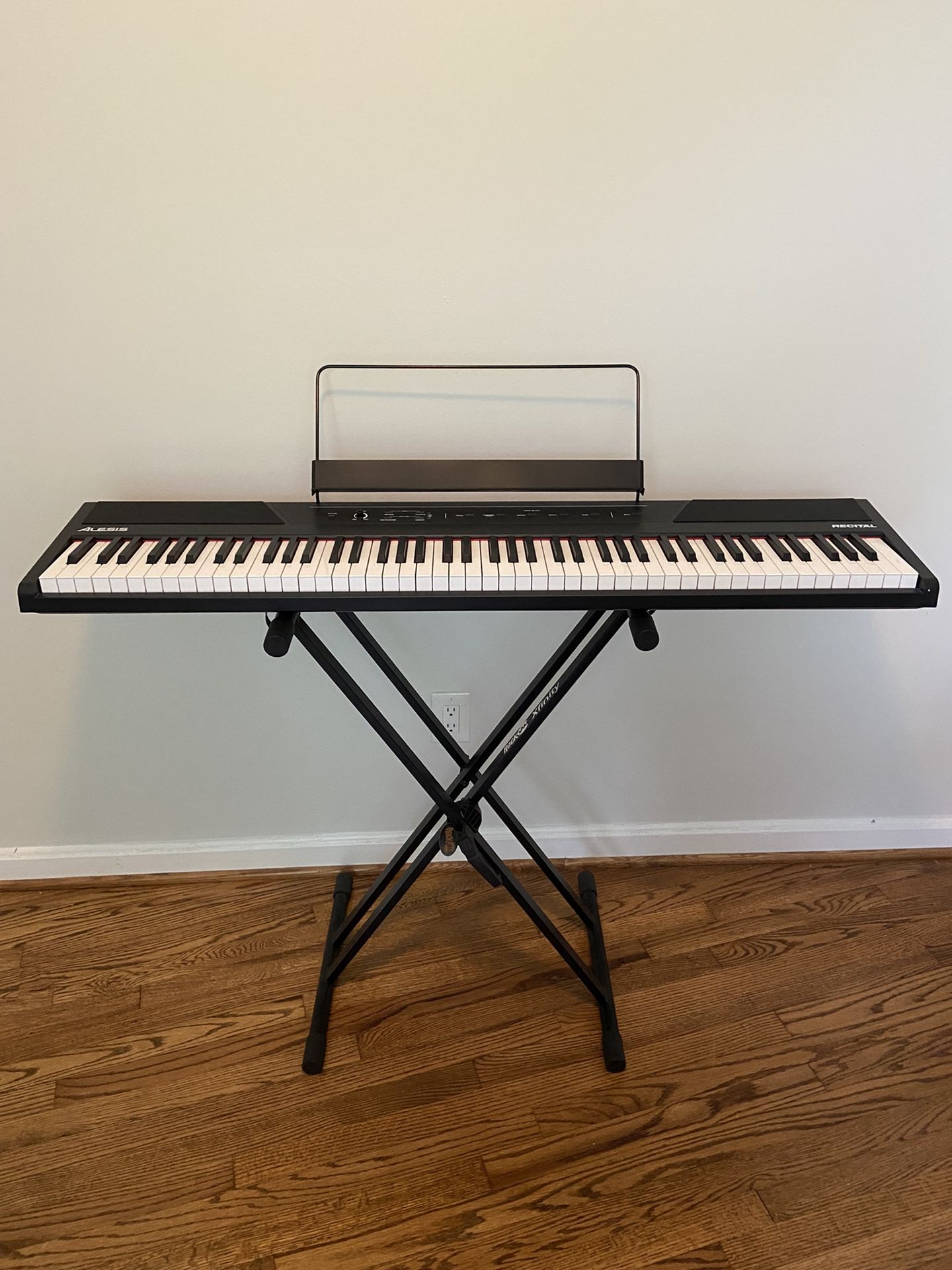 Piano Keyboard (88 Keys) with Stand