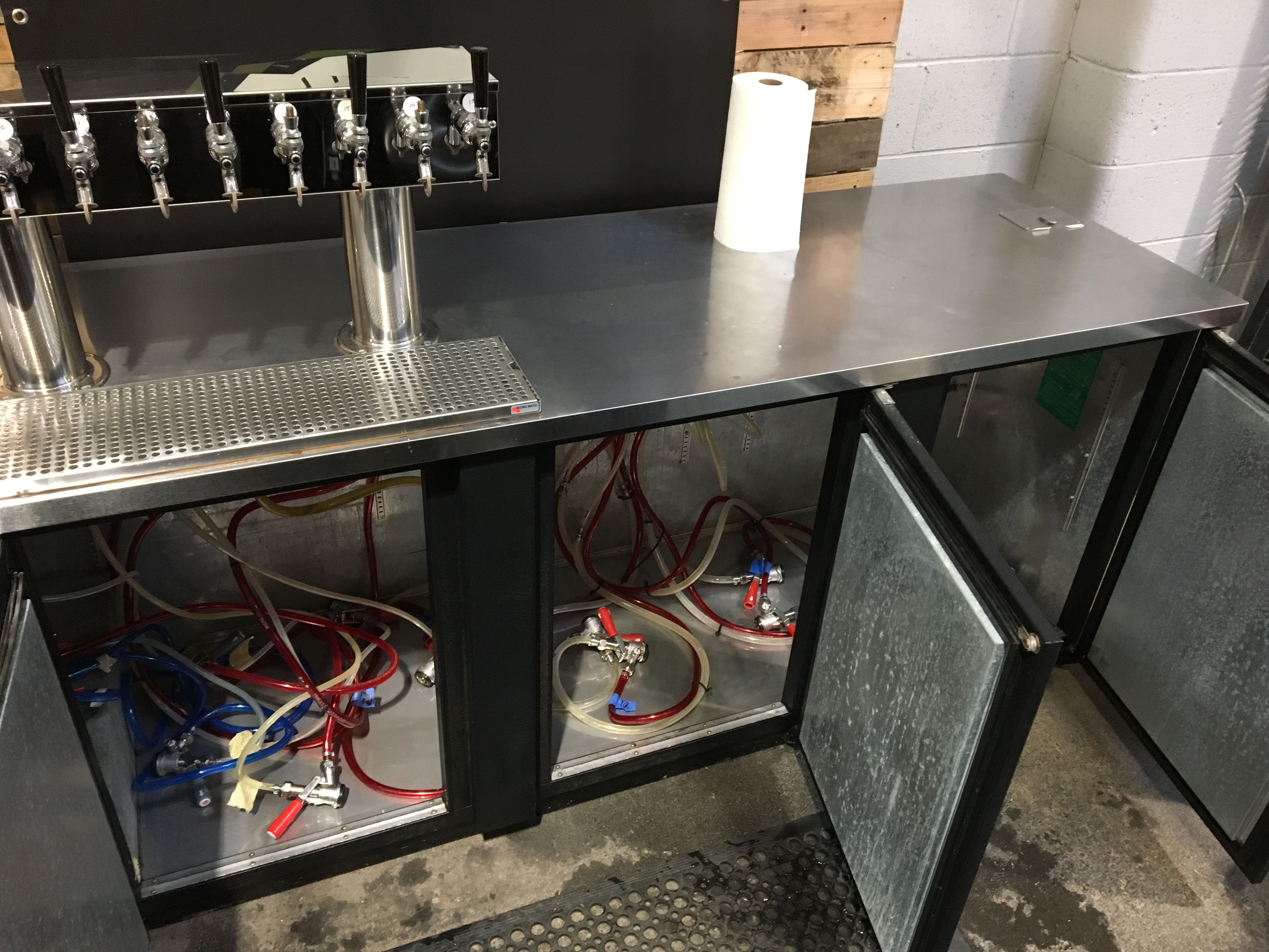 True Manufacturing 9 tap Kegerator for Sale in Portland, OR OfferUp
