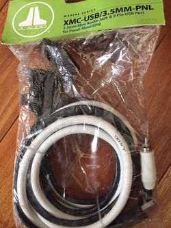 JL Audio XMC- USB/3.5MM-PNL panel-mount jack