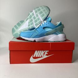 Nike Air Huarache Shoes - Women’s 9.5