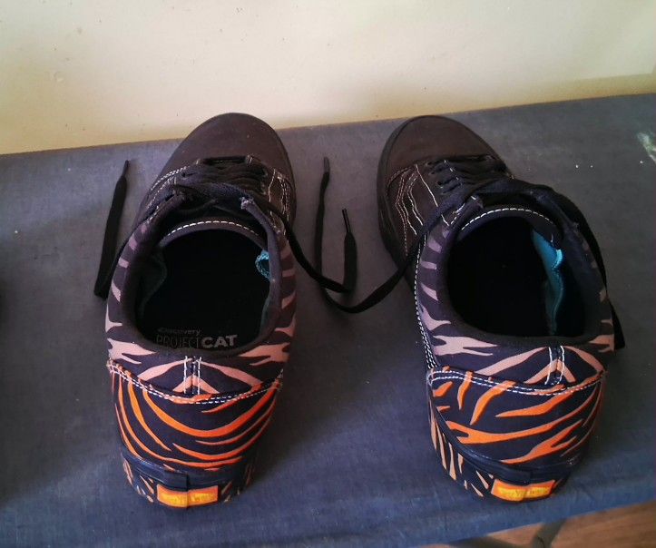  Size 12 Mens ComfyCush Vans -Discovery  -Project Cat.