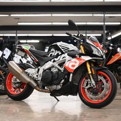 2017 APRILIA TUONO V4 1100 FACTORY