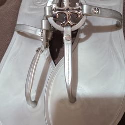 Torry burch sandals zise 5