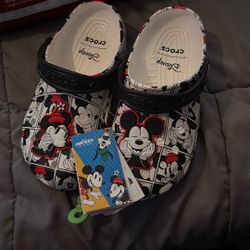 Crocs - Mikey And Minnie Size M5/W7