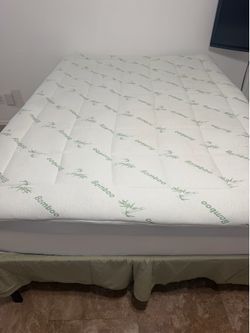 Queen size Mattress and 14” base with bamboo matress pad