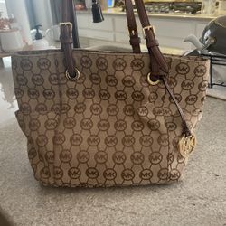 Michael Kors Medium Tote Bag (Leather, Fabric) 