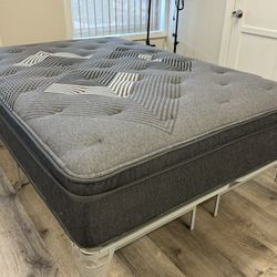 Queen Pillow Top Mattress