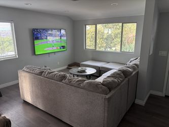 Large Comfortable Sectional Couch w/ Chaise – $250 OBO