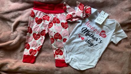  First Mother’s Day Outfit