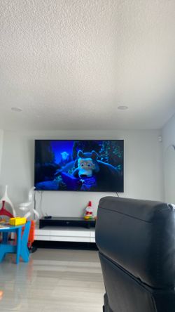 Tv 86 “ LG