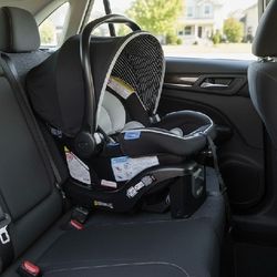 Let’s Go Baby! New Other Graco SnugRide Lite LX Infant Rear-Facing Car Seat For Babies 4–30 lbs - OBO