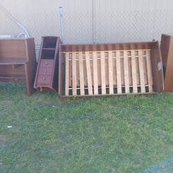 Free bunk bed with attached desk