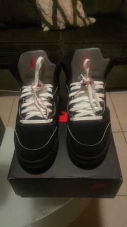 Black metallic 5￼ size 11