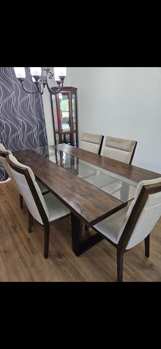 Dinning Table And Buffet