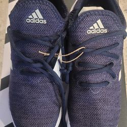 Adidas Cloudfoam Women's Size 7.5