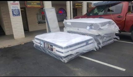 Camas y colchones,beds and mattresses