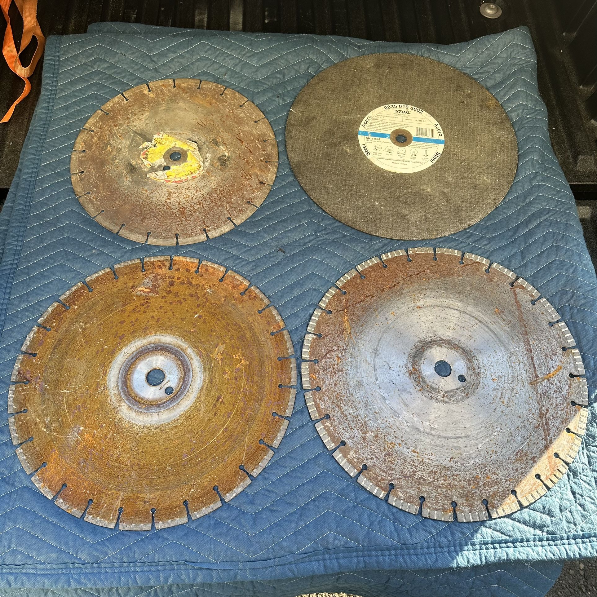 Set of 4 Concrete/Steel Saw Blades