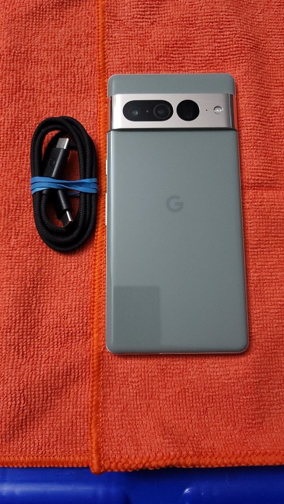 Google Pixel 7pro 256GB Unlocked (cash only/read description)