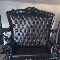 Black Throne Chair 