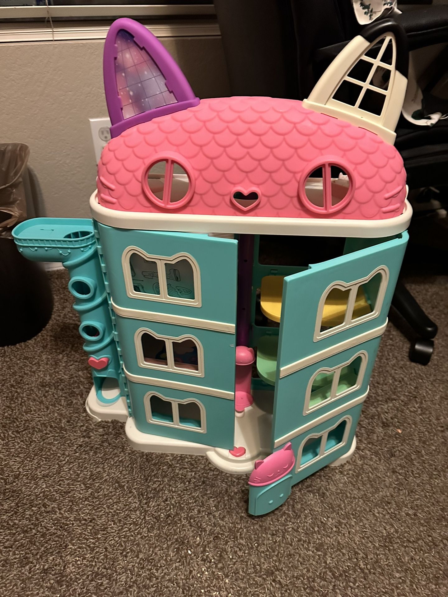 Gabbys Dollhouse Toy Dollhouse