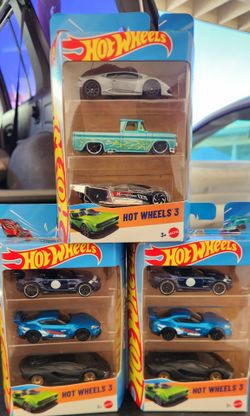 Hot wheels 3pk 62 chevy, supra