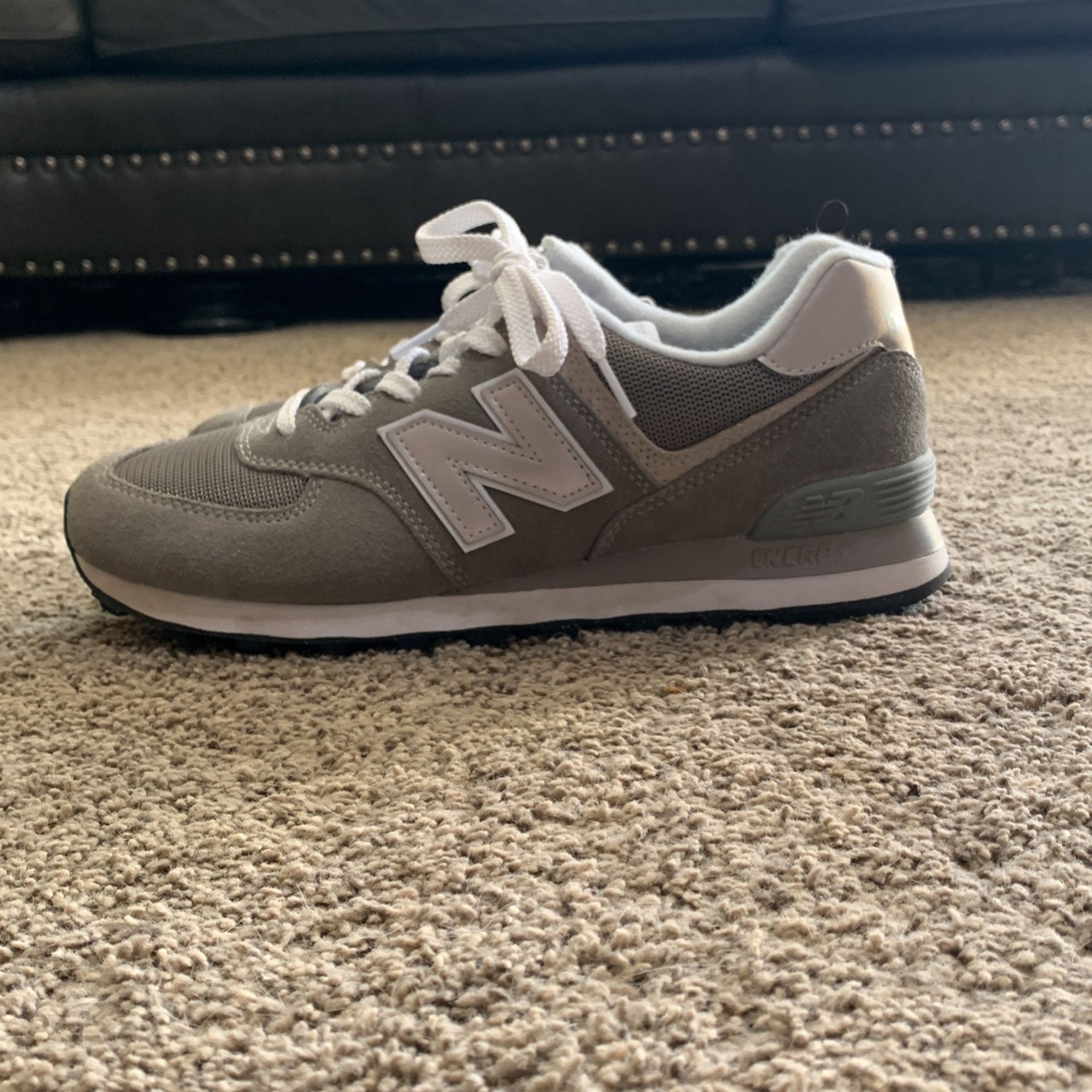 New Balance Men 574 Core Grey With White ML574EVG for Sale in Shawnee ...
