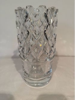 Stunning glass vase