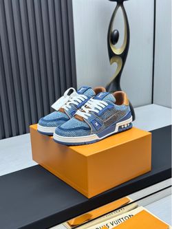 LV Men’s Sneaker With Box 2026 New