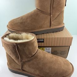NEW Kirkland Signature Women's Shearling Boots - size 9/ 11